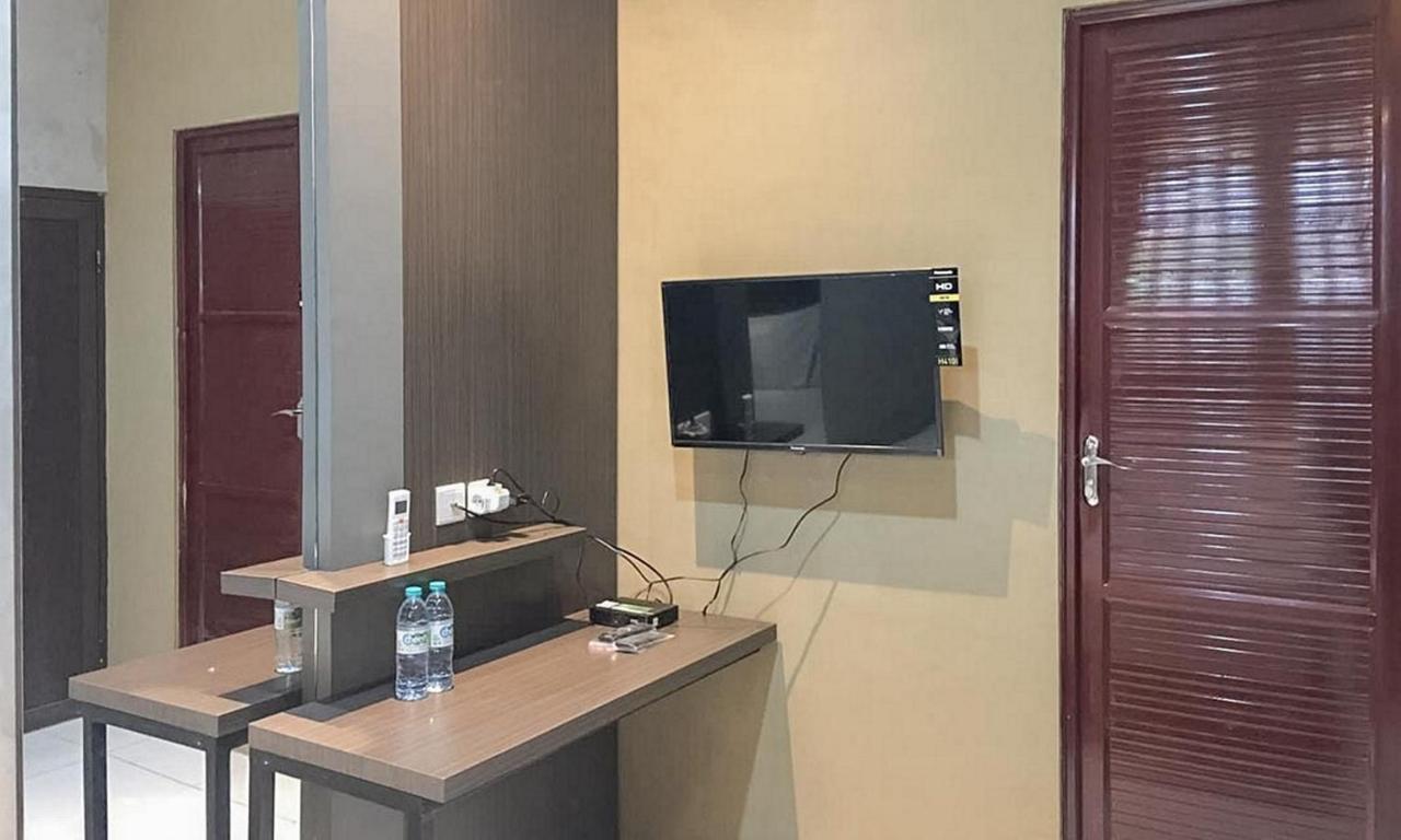 Reddoorz Near Wisata Paribendo Lawang 호텔 외부 사진